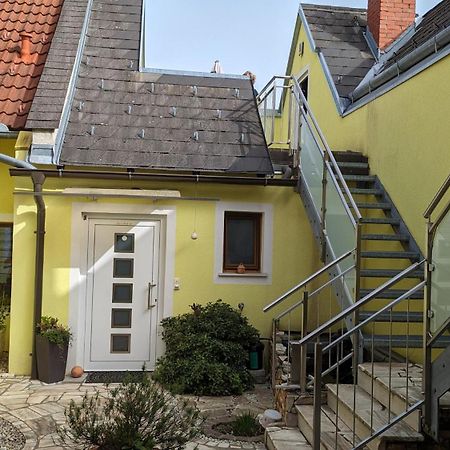 Ferienwohnung Im Thermenland フュルステンフェルト エクステリア 写真